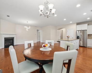 780 Firefly Court - Photo Thumbnail 15