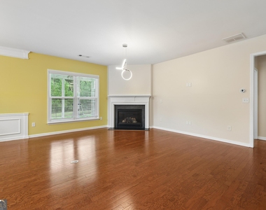780 Firefly Court - Photo Thumbnail 8