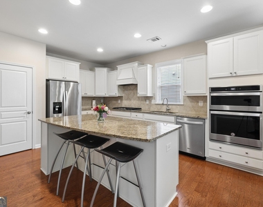 780 Firefly Court - Photo Thumbnail 11