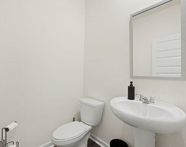 3645 Beaconfield Court Se - Photo Thumbnail 5