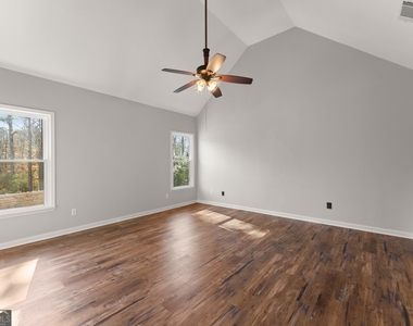 2160 Robin Hood Trail - Photo Thumbnail 13