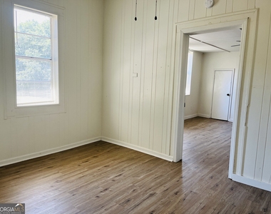 1405 Austin Street - Photo Thumbnail 27