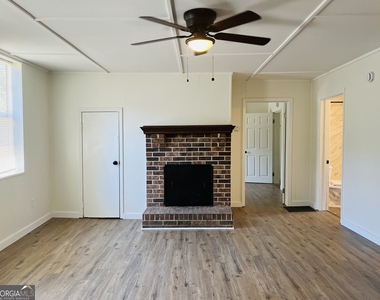 1405 Austin Street - Photo Thumbnail 14