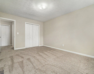 6124 Dorsett Street - Photo Thumbnail 5