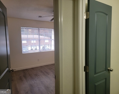 625 Coleman Street - Photo Thumbnail 17