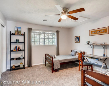 625 Coleman Street - Photo Thumbnail 9