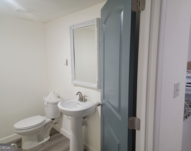 625 Coleman Street - Photo Thumbnail 15