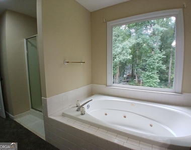 4761 Habersham Way Se - Photo Thumbnail 18