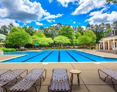 345 Revolution Drive - Photo Thumbnail 17