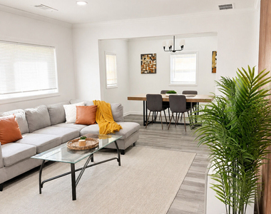 2026 Lisbon Drive Sw - Photo Thumbnail 9