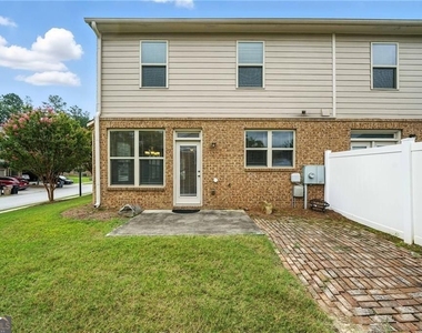 2408 Chancery Mill Lane - Photo Thumbnail 24