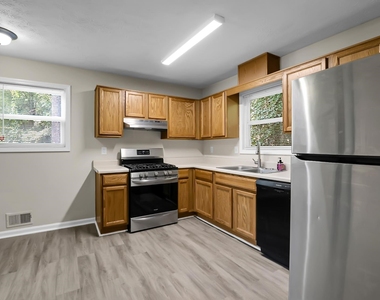1229 Creek Forest Court Nw - Photo Thumbnail 11
