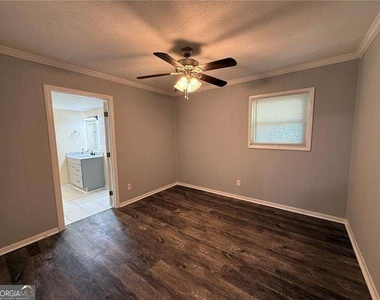 1414 Sycamore Drive Nw - Photo Thumbnail 14