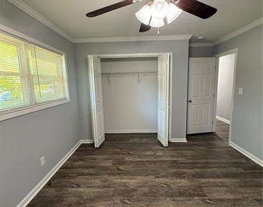 1414 Sycamore Drive Nw - Photo Thumbnail 22