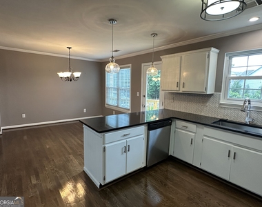 5292 Afton Way Se - Photo Thumbnail 2
