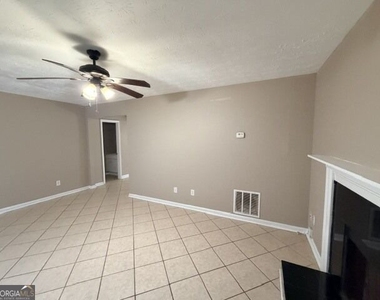 994 Hickory Bend Road - Photo Thumbnail 2