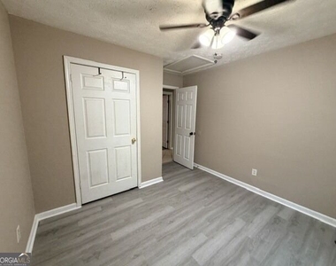 994 Hickory Bend Road - Photo Thumbnail 11