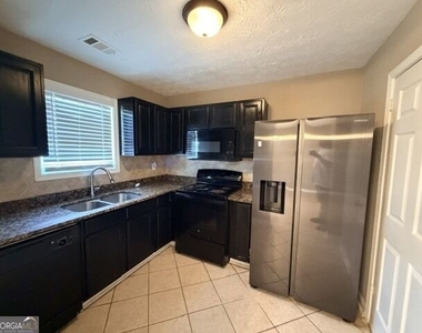 994 Hickory Bend Road - Photo Thumbnail 3