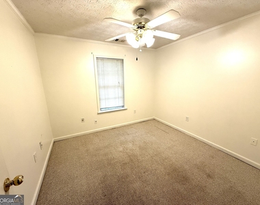25 Brookstone Court - Photo Thumbnail 8