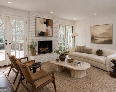 4601 Club Circle Ne - Photo Thumbnail 20