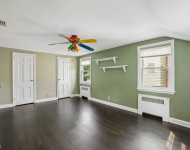 47 W Lawn Rd - Photo Thumbnail 19