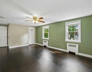 47 W Lawn Rd - Photo Thumbnail 23