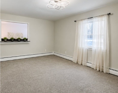 59 Pier Ln - Photo Thumbnail 2