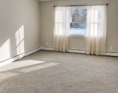 59 Pier Ln - Photo Thumbnail 3