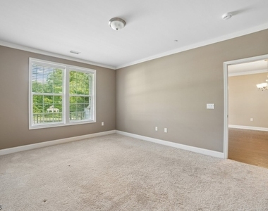 4108 Hoover Ln - Photo Thumbnail 13