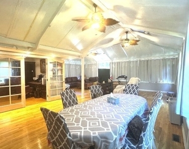 9 Carteret Rd - Photo Thumbnail 2