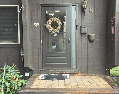 14 Chelsea Way - Photo Thumbnail 2