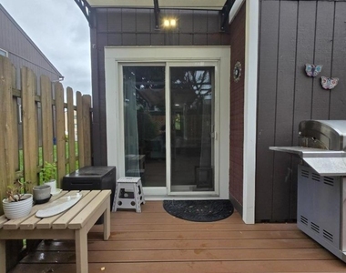 14 Chelsea Way - Photo Thumbnail 45