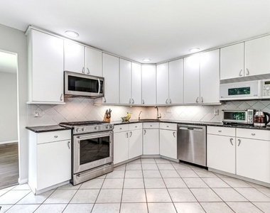 33 Highmount Ave - Photo Thumbnail 9
