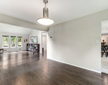 33 Highmount Ave - Photo Thumbnail 6