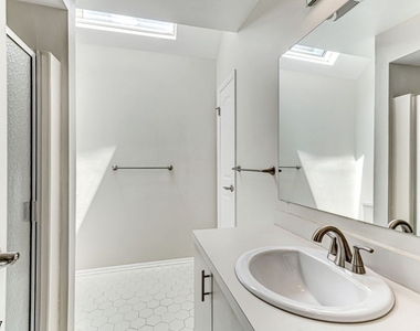 33 Highmount Ave - Photo Thumbnail 18