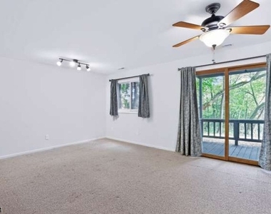 5 Brandywine Ct - Photo Thumbnail 10