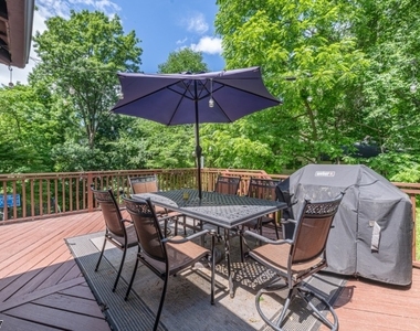 78 Woodlawn Rd - Photo Thumbnail 26