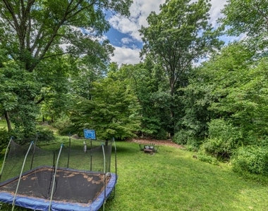 78 Woodlawn Rd - Photo Thumbnail 38