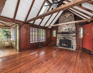 78 Woodlawn Rd - Photo Thumbnail 4