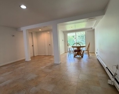 533 Ramapo Valley Rd - Photo Thumbnail 39