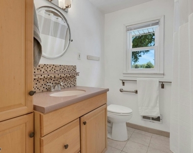 15 Maxine Dr - Photo Thumbnail 14