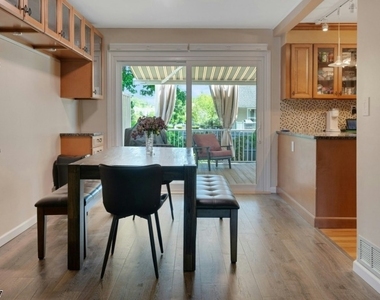 15 Maxine Dr - Photo Thumbnail 6