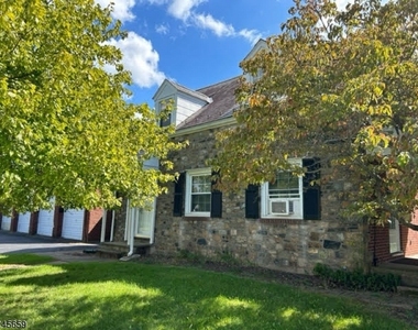714 Milford Warren Glen Rd - Photo Thumbnail 1