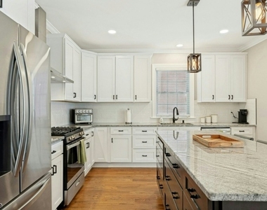 1928 Bartle Ave - Photo Thumbnail 13