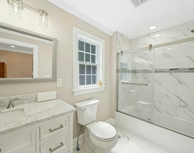 1928 Bartle Ave - Photo Thumbnail 17