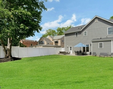 1928 Bartle Ave - Photo Thumbnail 36
