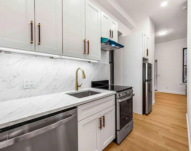 304 East 11th - Photo Thumbnail 1
