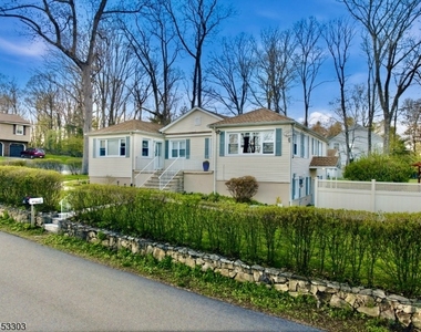 7 Valley Rd - Photo Thumbnail 4