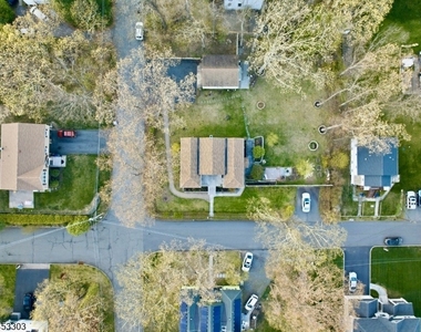 7 Valley Rd - Photo Thumbnail 33