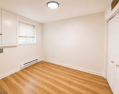 7 Valley Rd - Photo Thumbnail 22